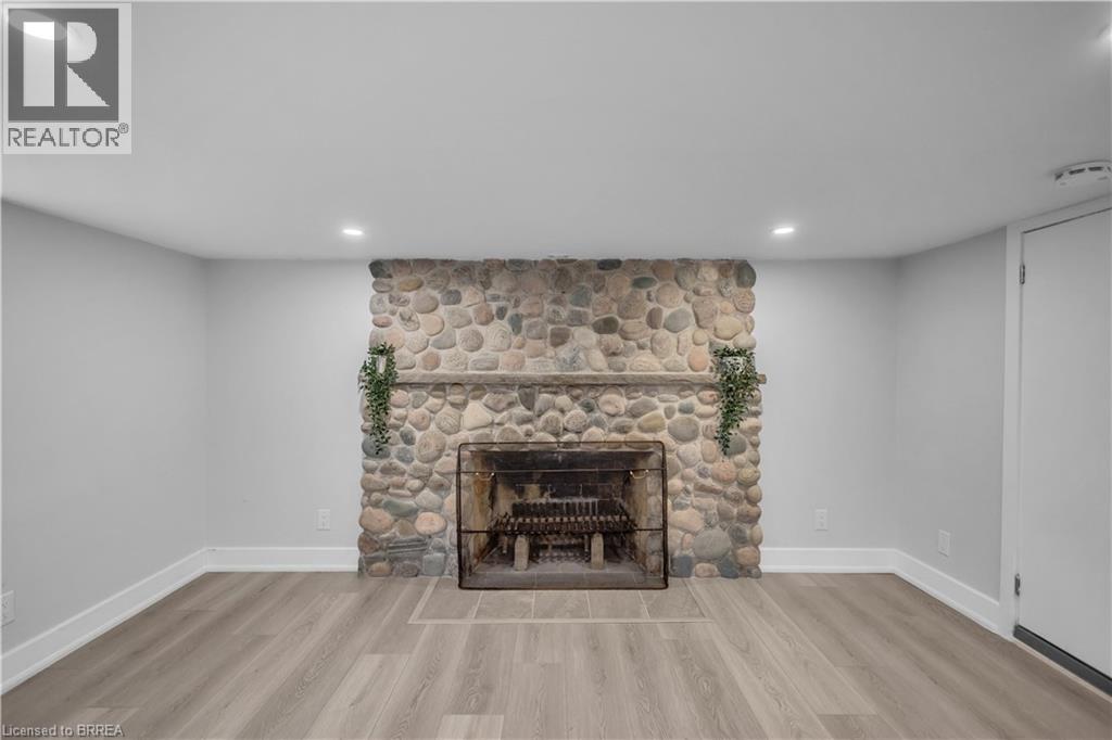 11 Tutela Heights Road, Brantford, Ontario  N3T 1A2 - Photo 35 - 40864661
