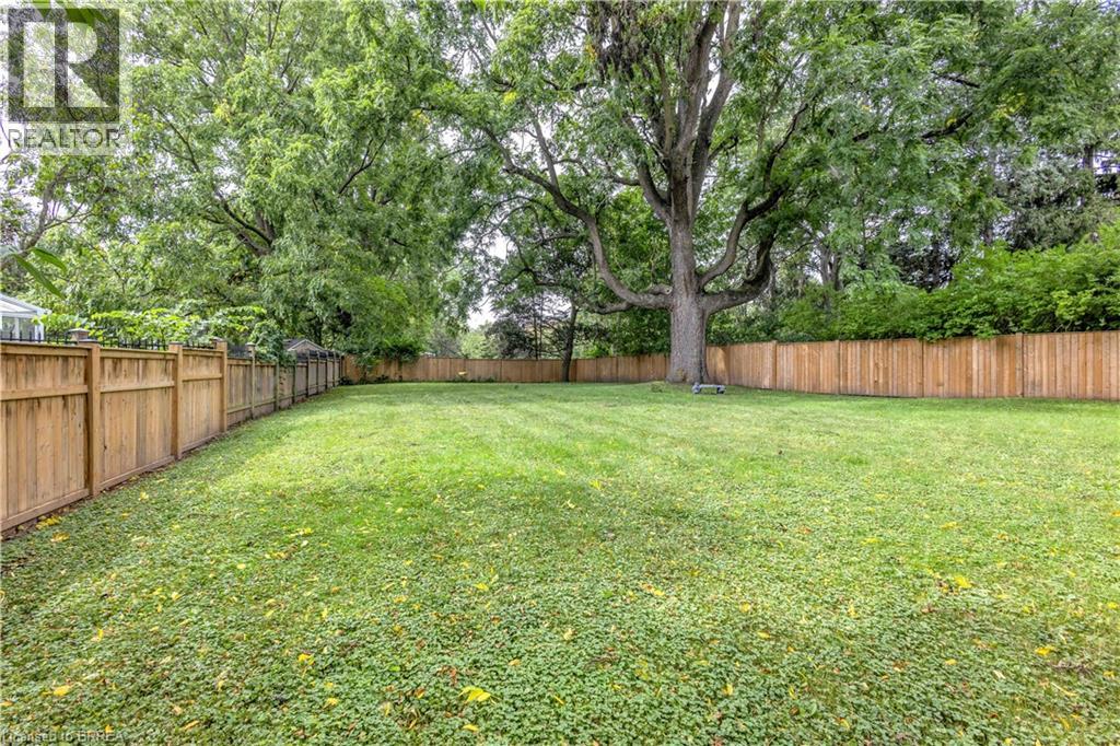 11 Tutela Heights Road, Brantford, Ontario  N3T 1A2 - Photo 37 - 40864661