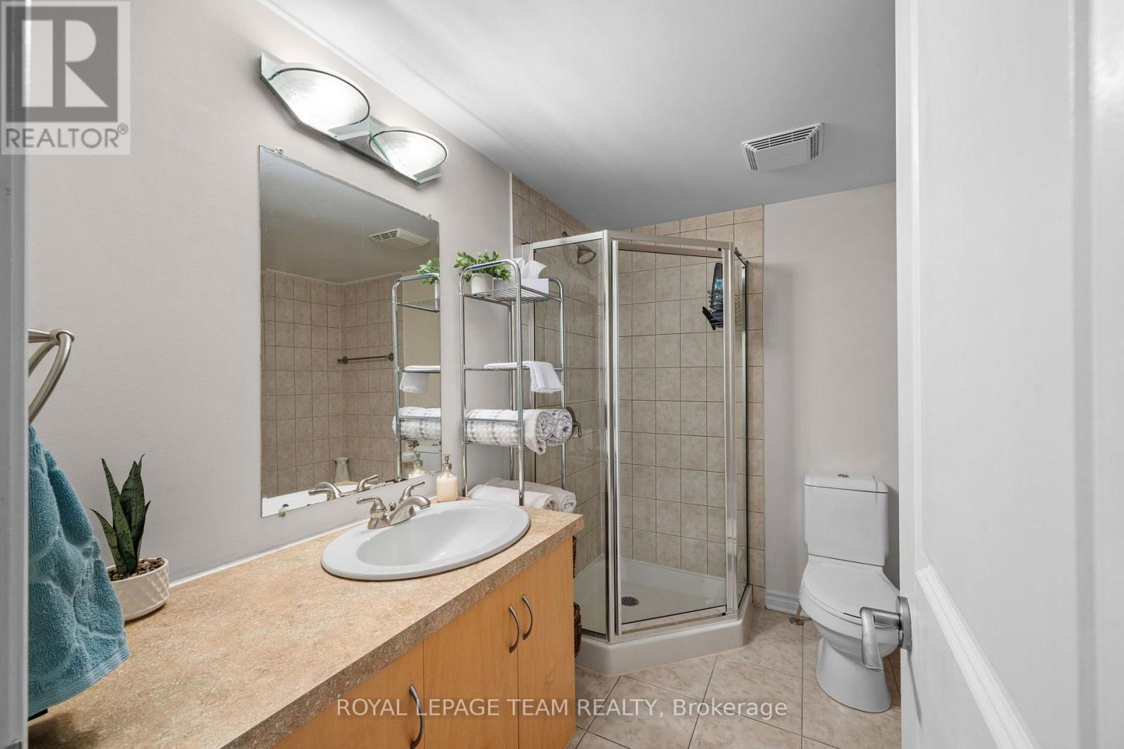 B - 92 Holland Avenue, Ottawa, Ontario K1Y 0X6 - Photo 18 - X13815866