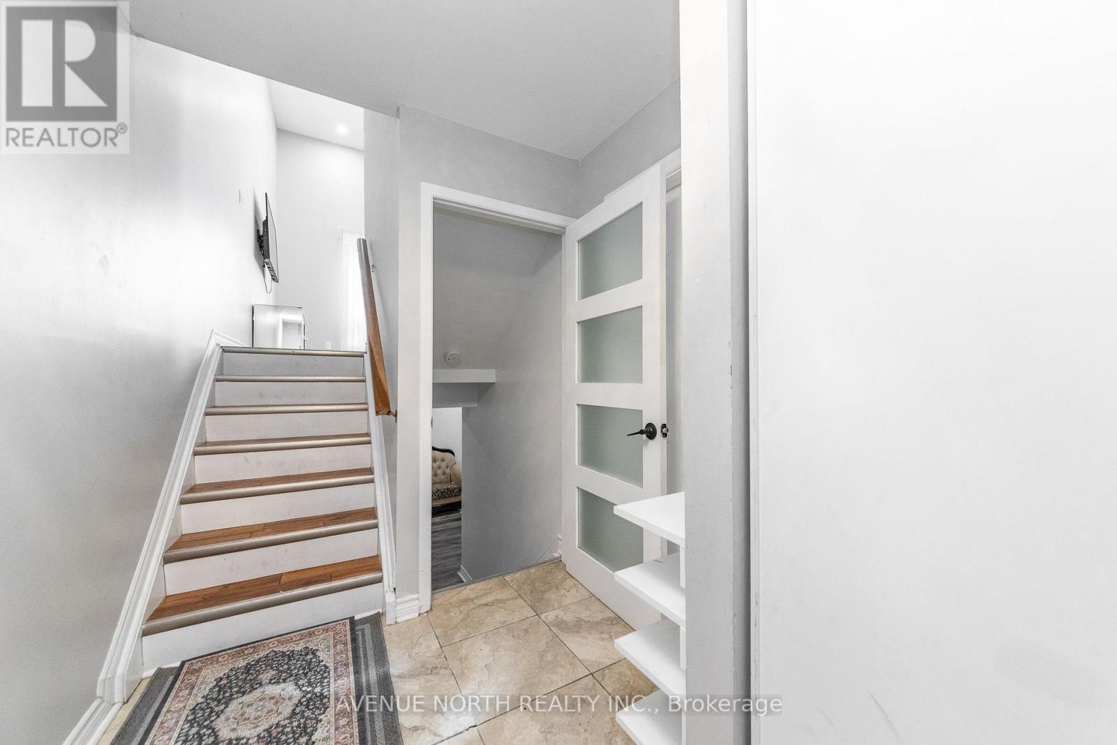 100 - 2415 Southvale Crescent, Ottawa, Ontario K1B 4V1 - Photo 4 - X13815870