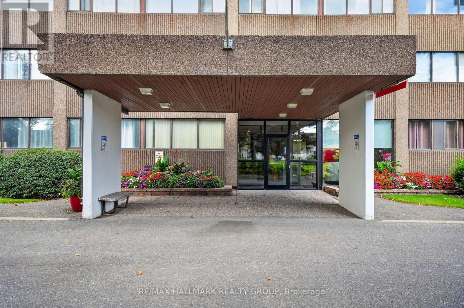 2005 - 1285 Cahill Drive, Ottawa, Ontario K1V 9A7 - Photo 3 - X13815916