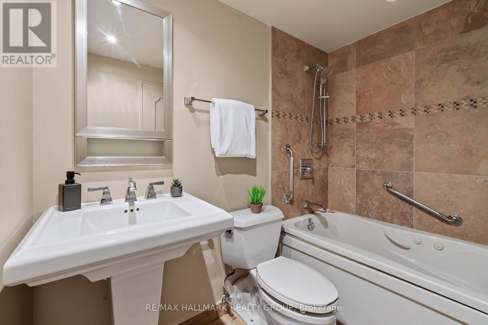 2005 - 1285 Cahill Drive, Ottawa, Ontario K1V 9A7 - Photo 38 - X13815916