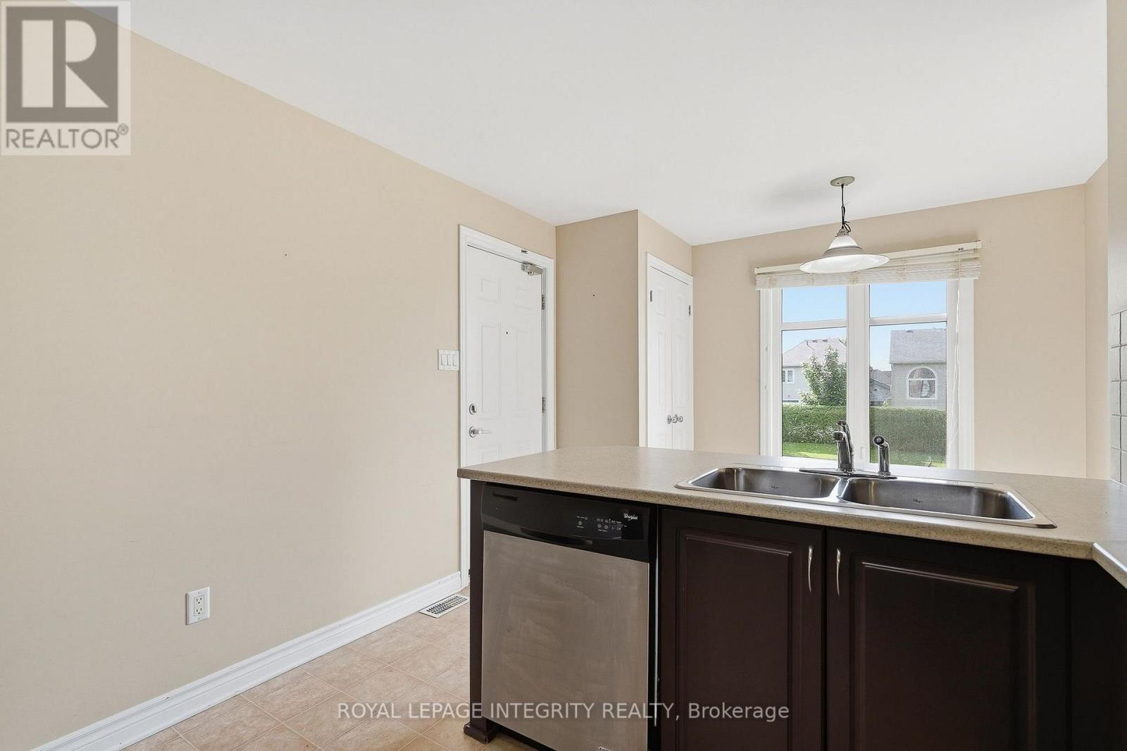 # 5 - 1124 Docteur Corbeil Boulevard, Clarence-Rockland, Ontario K4K 0G9 - Photo 9 - X13816018
