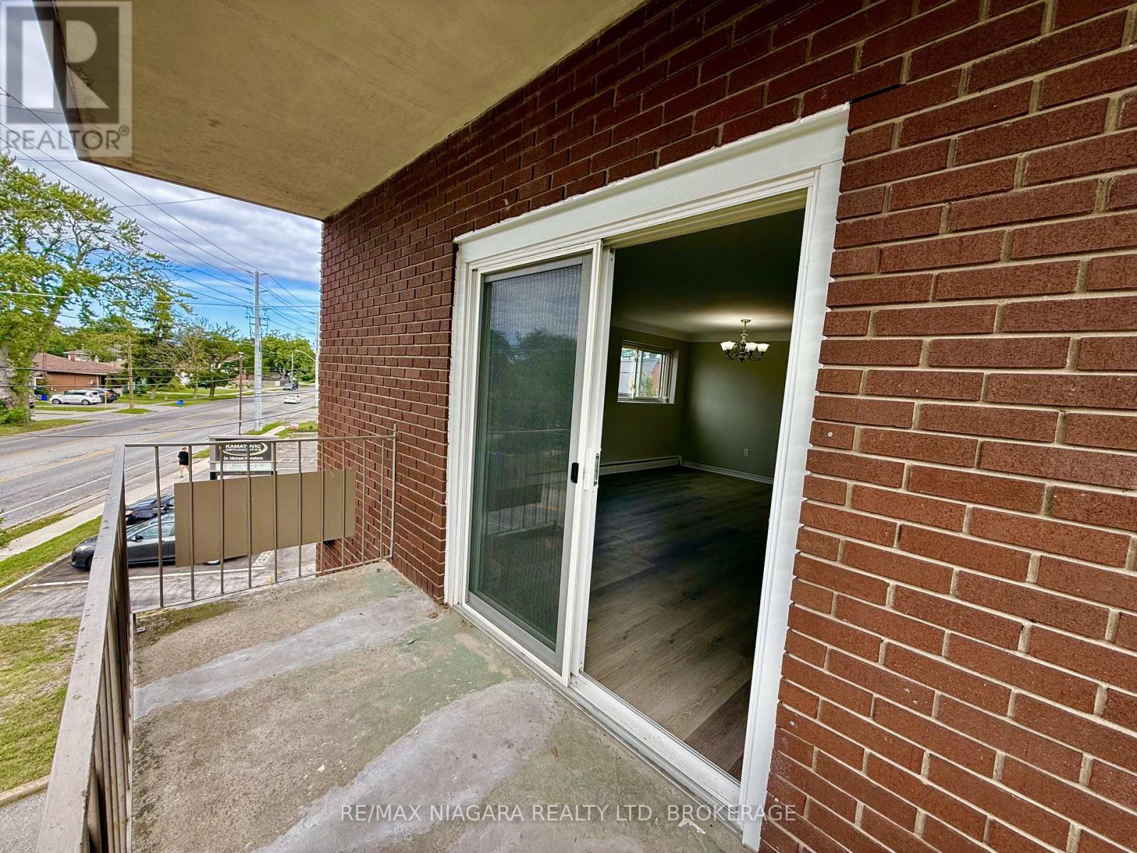 7 - 286 Vine Street, St. Catharines, Ontario  L2M 4T3 - Photo 15 - X13508024