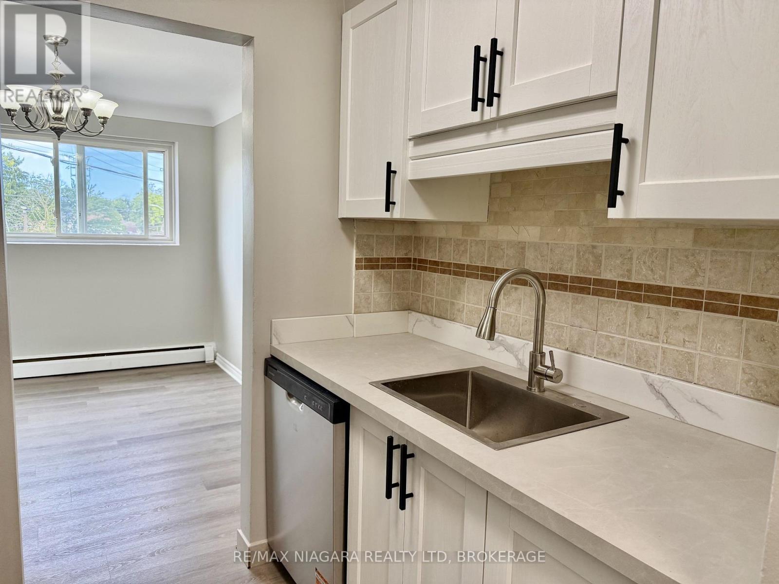 7 - 286 Vine Street, St. Catharines, Ontario  L2M 4T3 - Photo 20 - X13508024