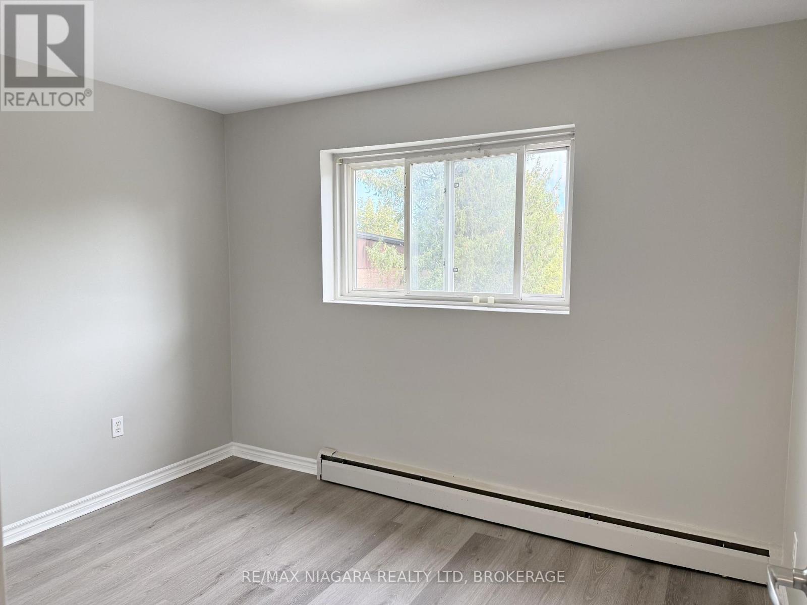 7 - 286 Vine Street, St. Catharines, Ontario  L2M 4T3 - Photo 28 - X13508024