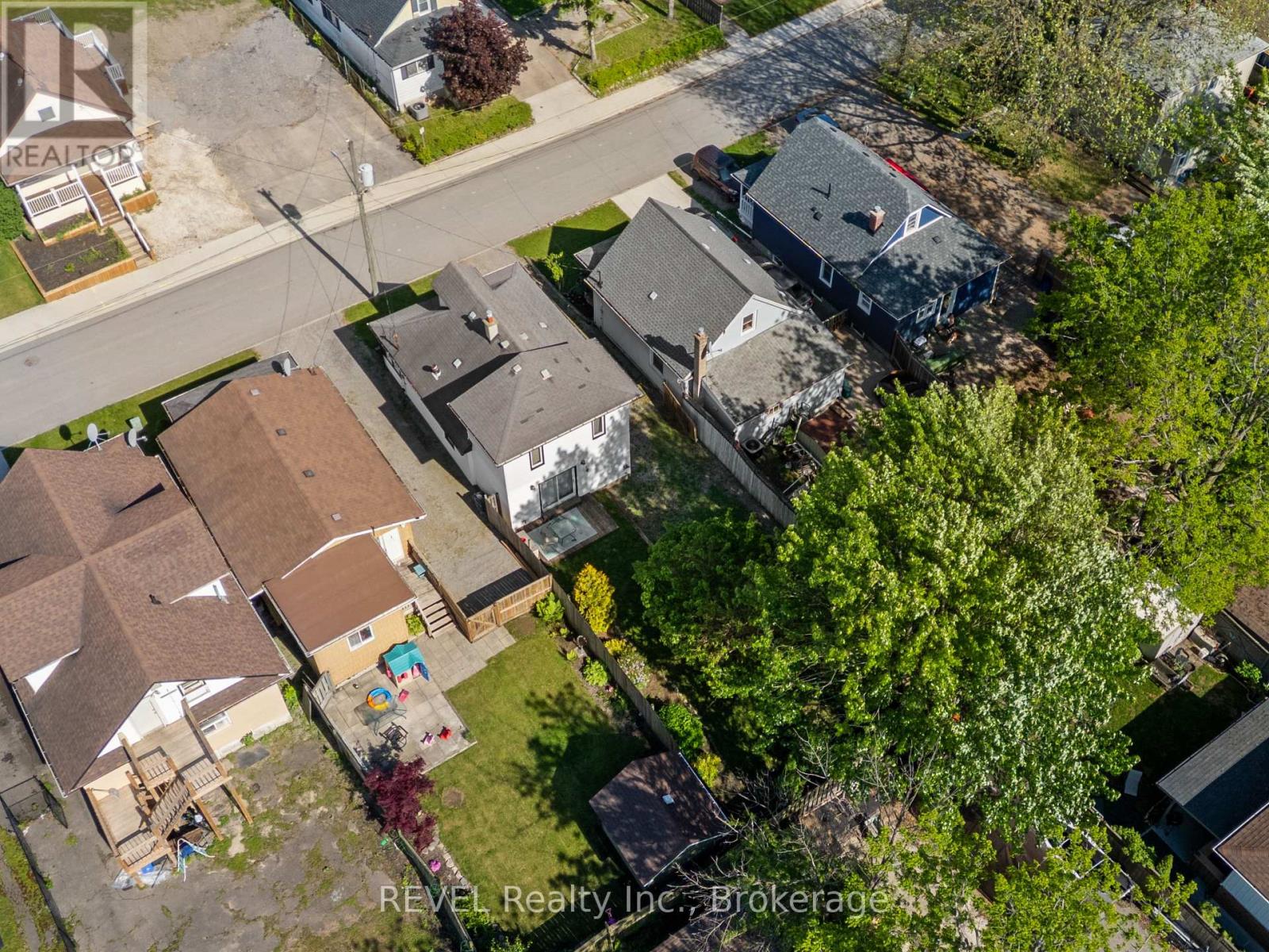 61 Patricia Street, Thorold, Ontario  L2V 3V9 - Photo 35 - X13815868