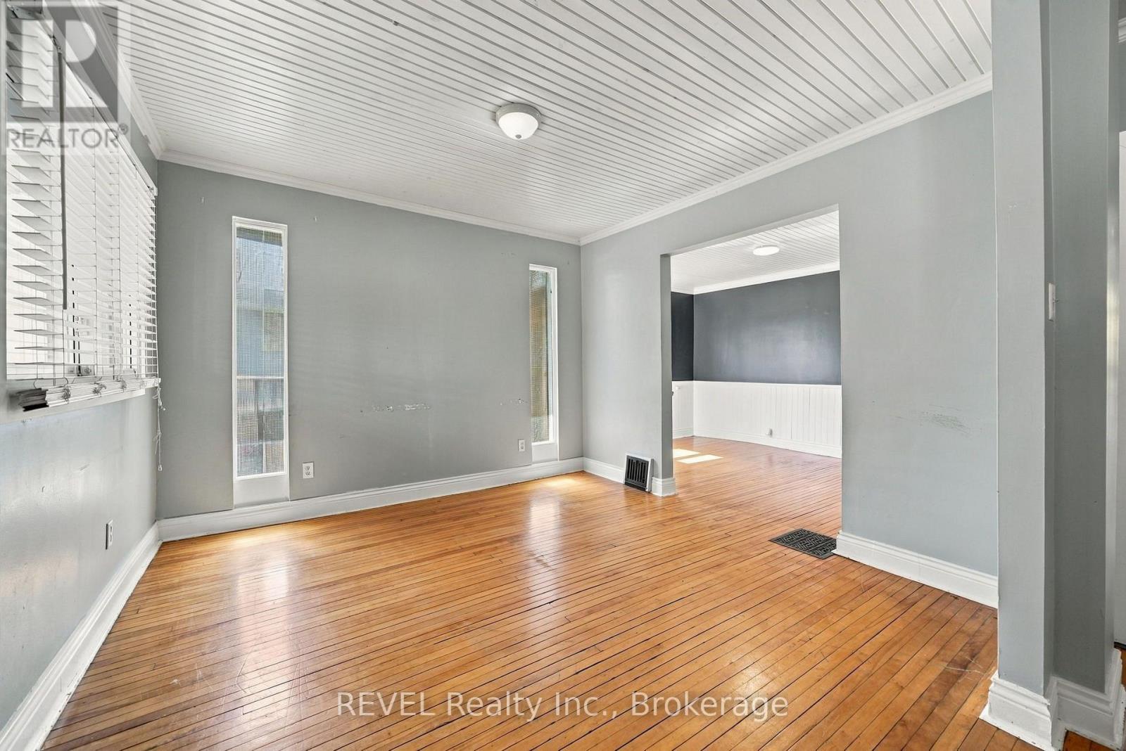 61 Patricia Street, Thorold, Ontario  L2V 3V9 - Photo 6 - X13815868