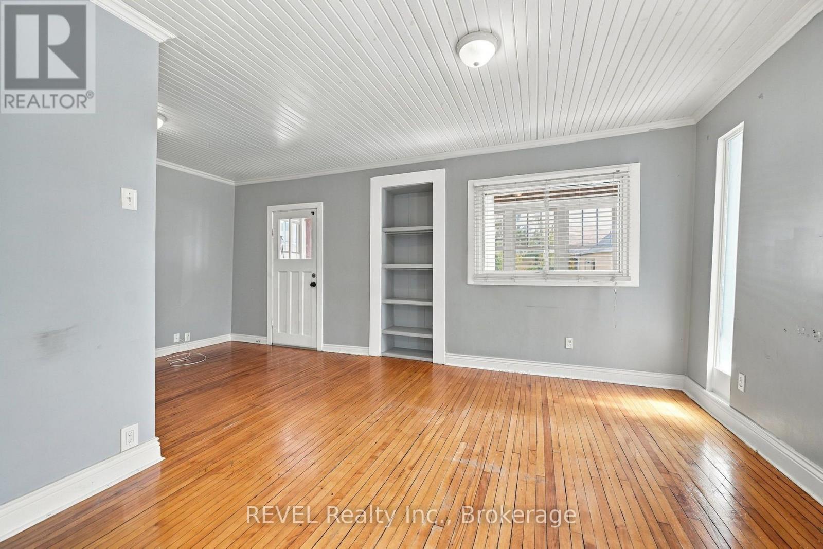 61 Patricia Street, Thorold, Ontario  L2V 3V9 - Photo 9 - X13815868