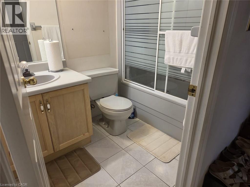 240 Quigley Road Unit# 201, Hamilton, Ontario  L8K 5M9 - Photo 18 - 40865679