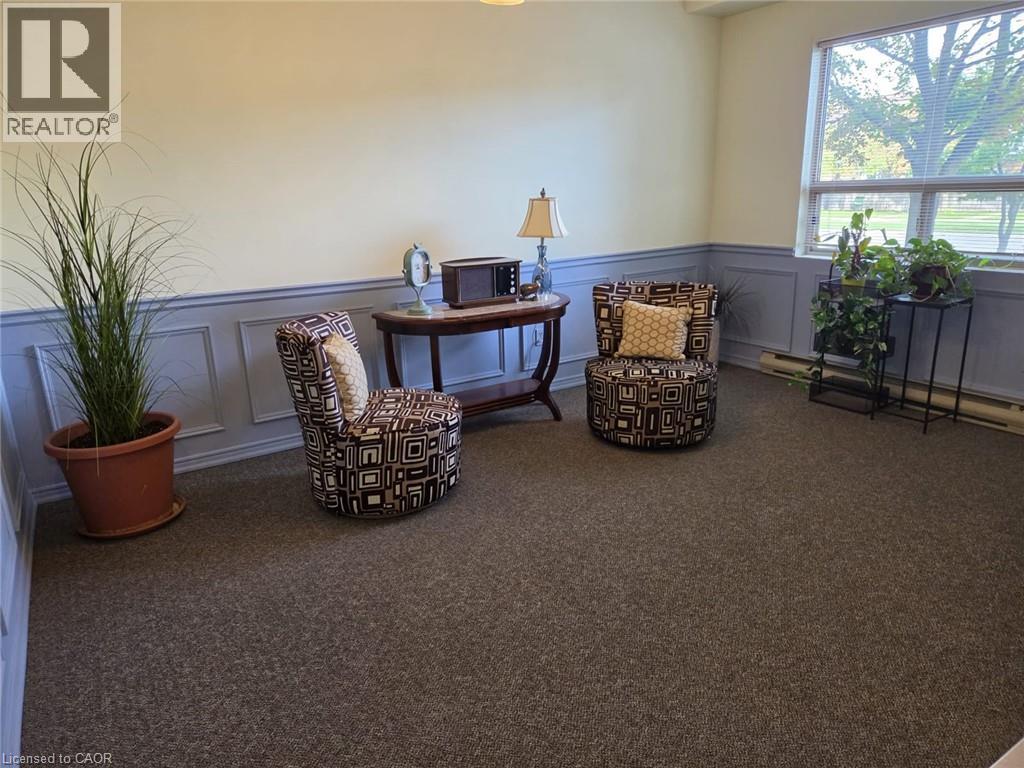 240 Quigley Road Unit# 201, Hamilton, Ontario  L8K 5M9 - Photo 4 - 40865679