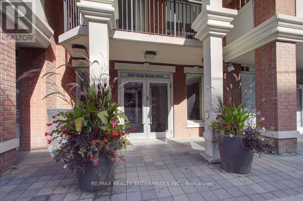 219 - 1000 KING STREET W Toronto (Niagara) Ontario Canada M6R3N1 2