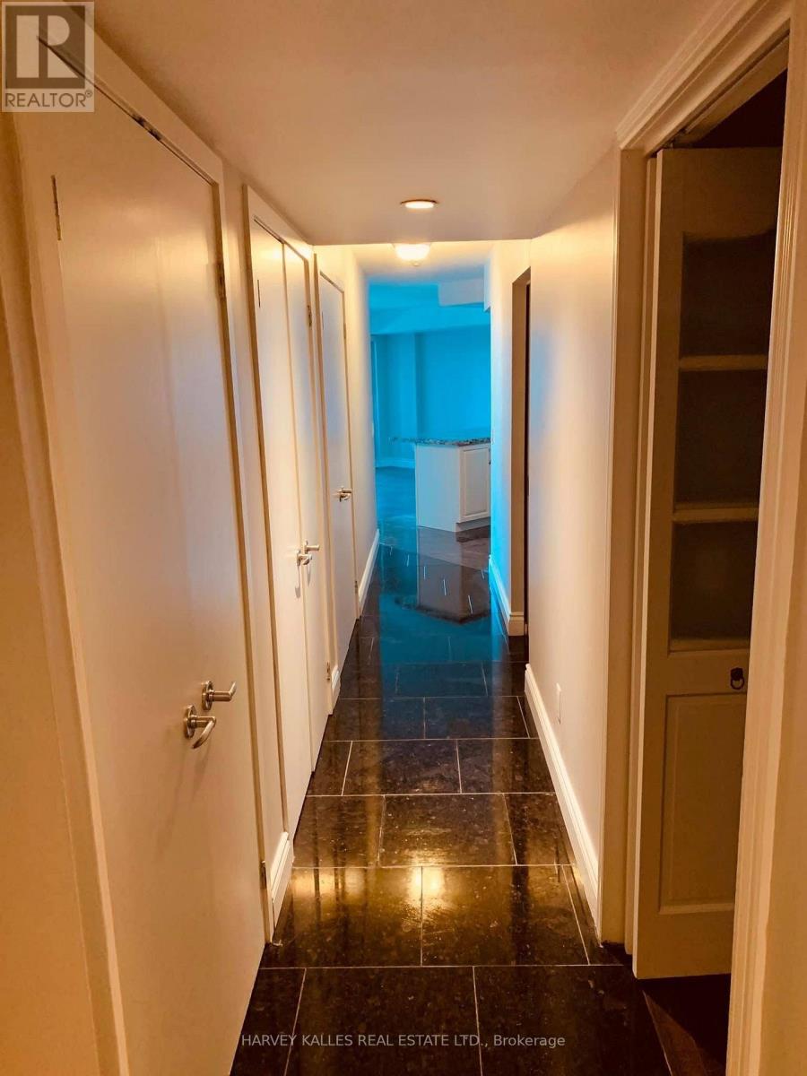 610 - 8 York Street, Toronto, Ontario  M5J 2Y2 - Photo 6 - C13816046