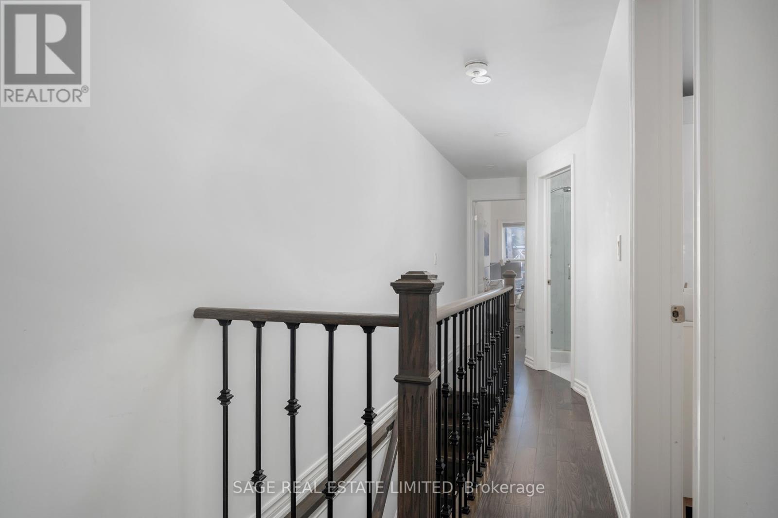 28 Macklem Avenue, Toronto, Ontario  M6J 3M2 - Photo 14 - C13816088
