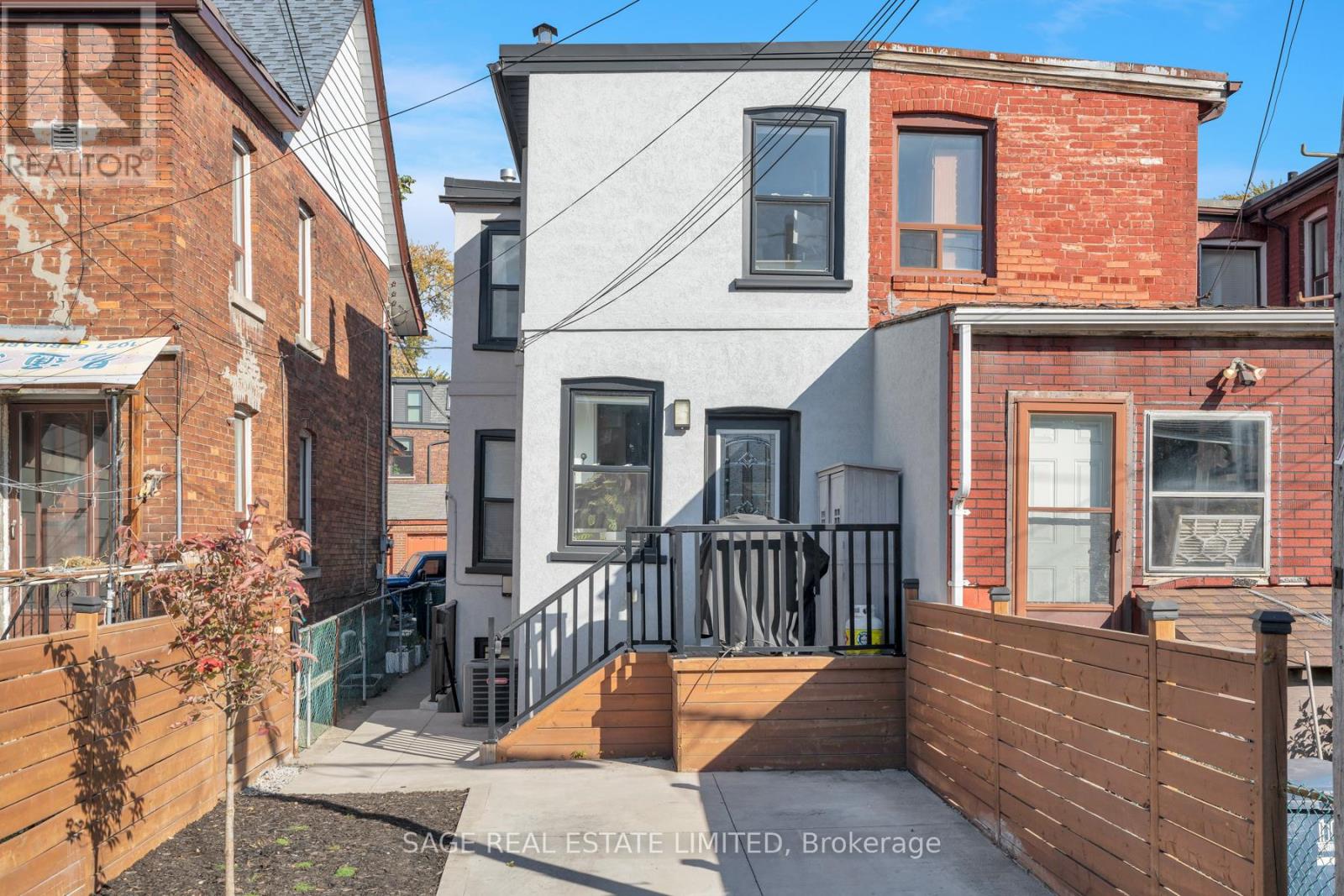 28 Macklem Avenue, Toronto, Ontario  M6J 3M2 - Photo 26 - C13816088