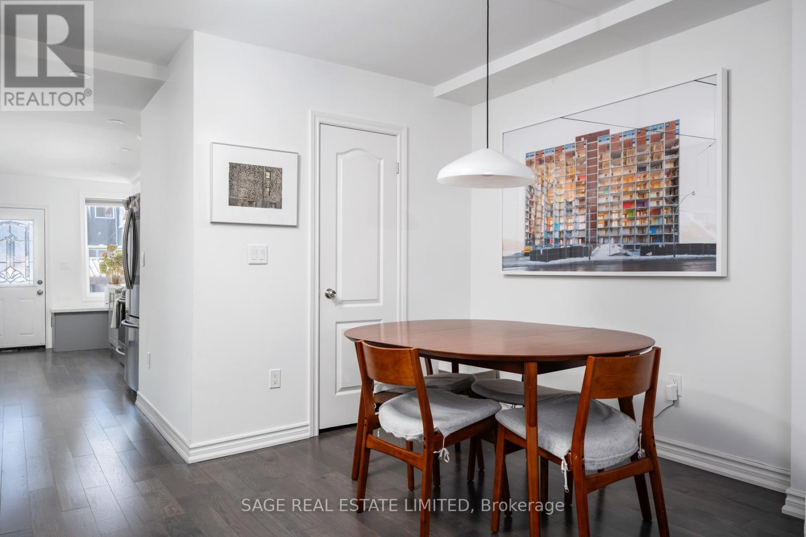 28 Macklem Avenue, Toronto, Ontario  M6J 3M2 - Photo 6 - C13816088