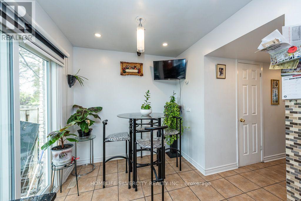 36 - 900 Central Park Drive, Brampton, Ontario  L6S 3J6 - Photo 11 - W13807266