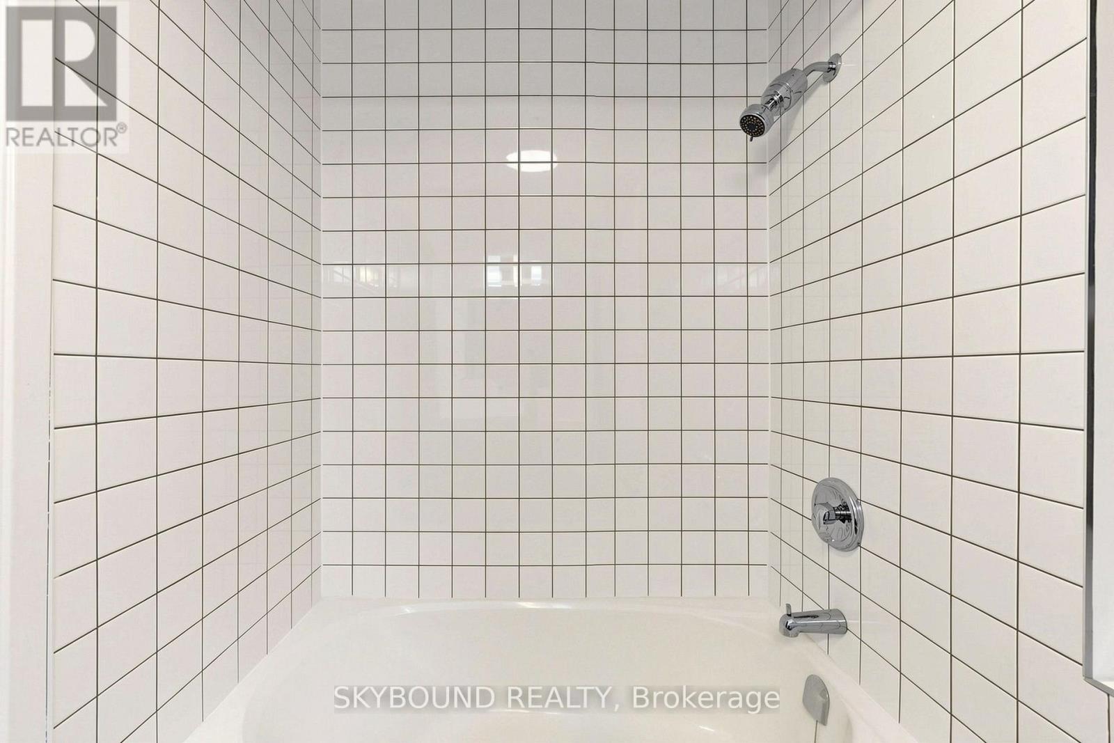 G - 131 Wineva Avenue, Toronto, Ontario  M4E 2T3 - Photo 23 - E13815940