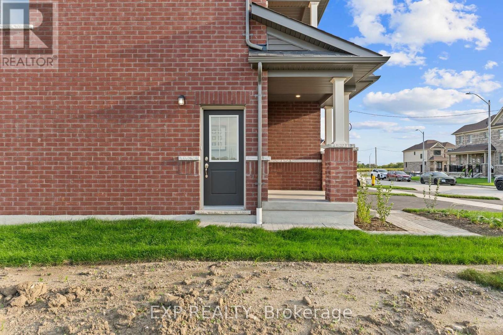 83 Rackham Lane, Clarington, Ontario  L1E 0M1 - Photo 5 - E13815976