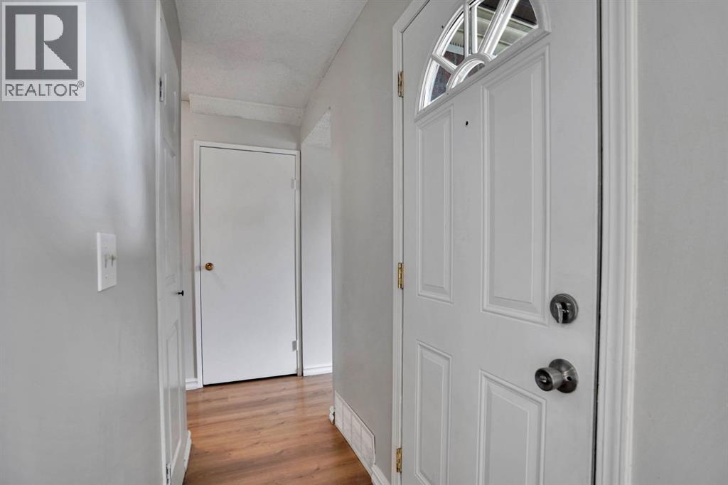 40, 32 Whitnel Court NE, Calgary, Alberta  T1Y 5E3 - Photo 9 - A2341976