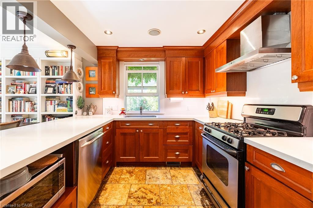 43 Burnet Street, Oakville, Ontario  L6K 1B6 - Photo 11 - 40865319