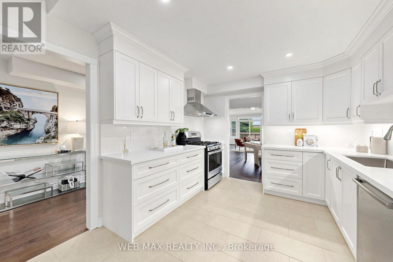 2 Wood Duck Island Way, Markham, Ontario  L6E 1B4 - Photo 5 - N13815898