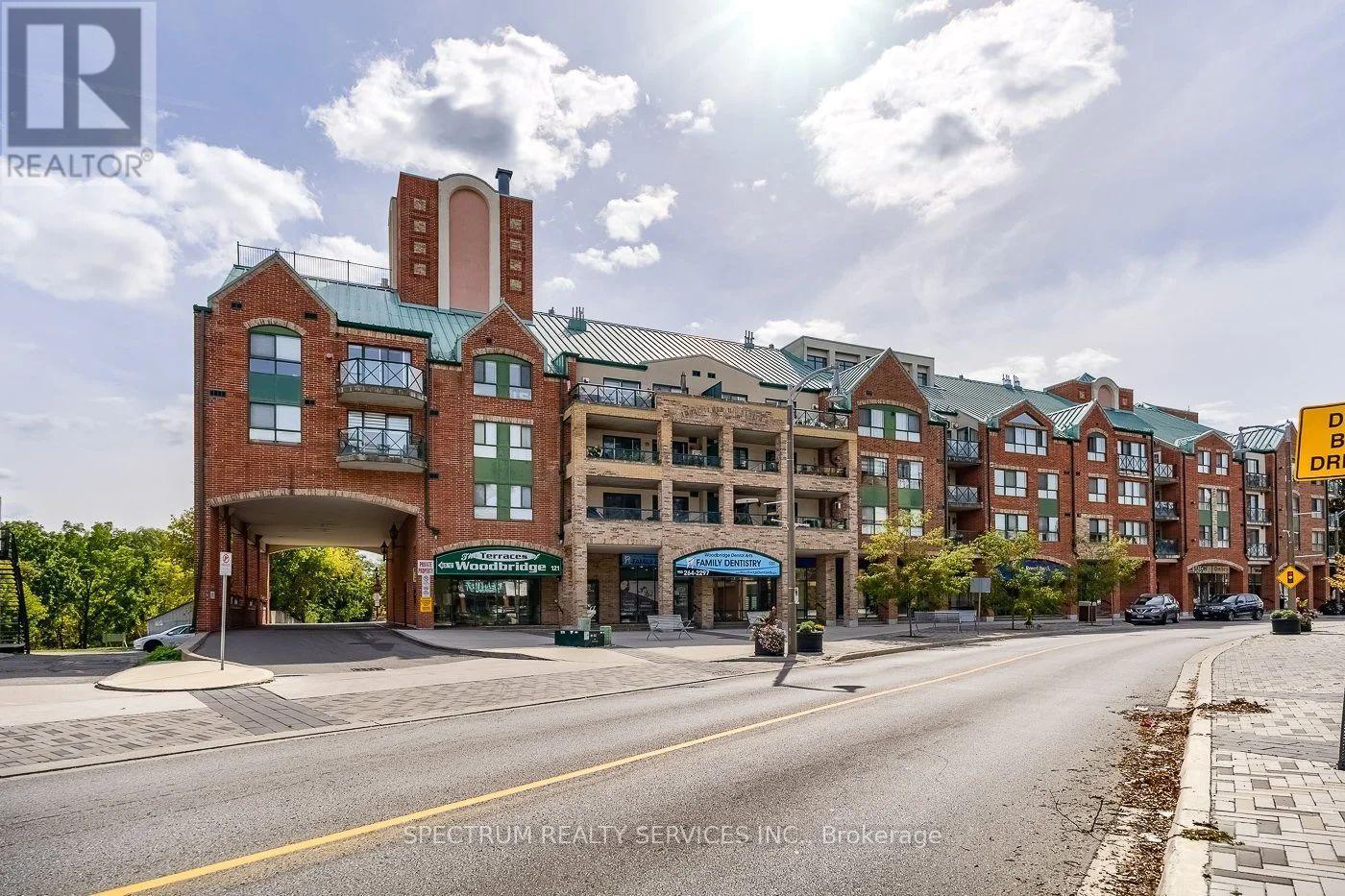 506 - 121 WOODBRIDGE AVENUE, Vaughan, Ontario