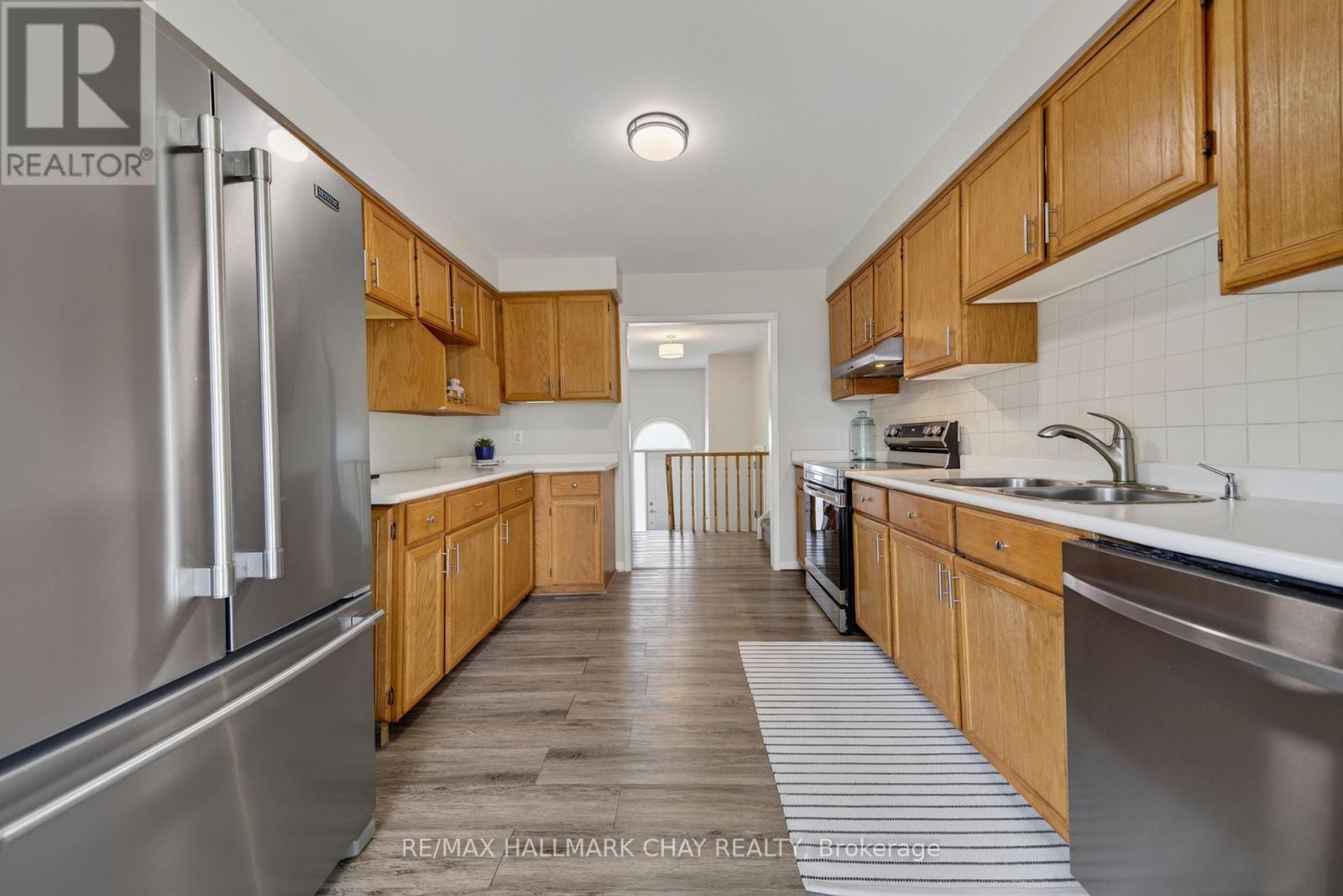 12 Mansonic Way, Essa, Ontario  L3W 0J7 - Photo 11 - N13816036