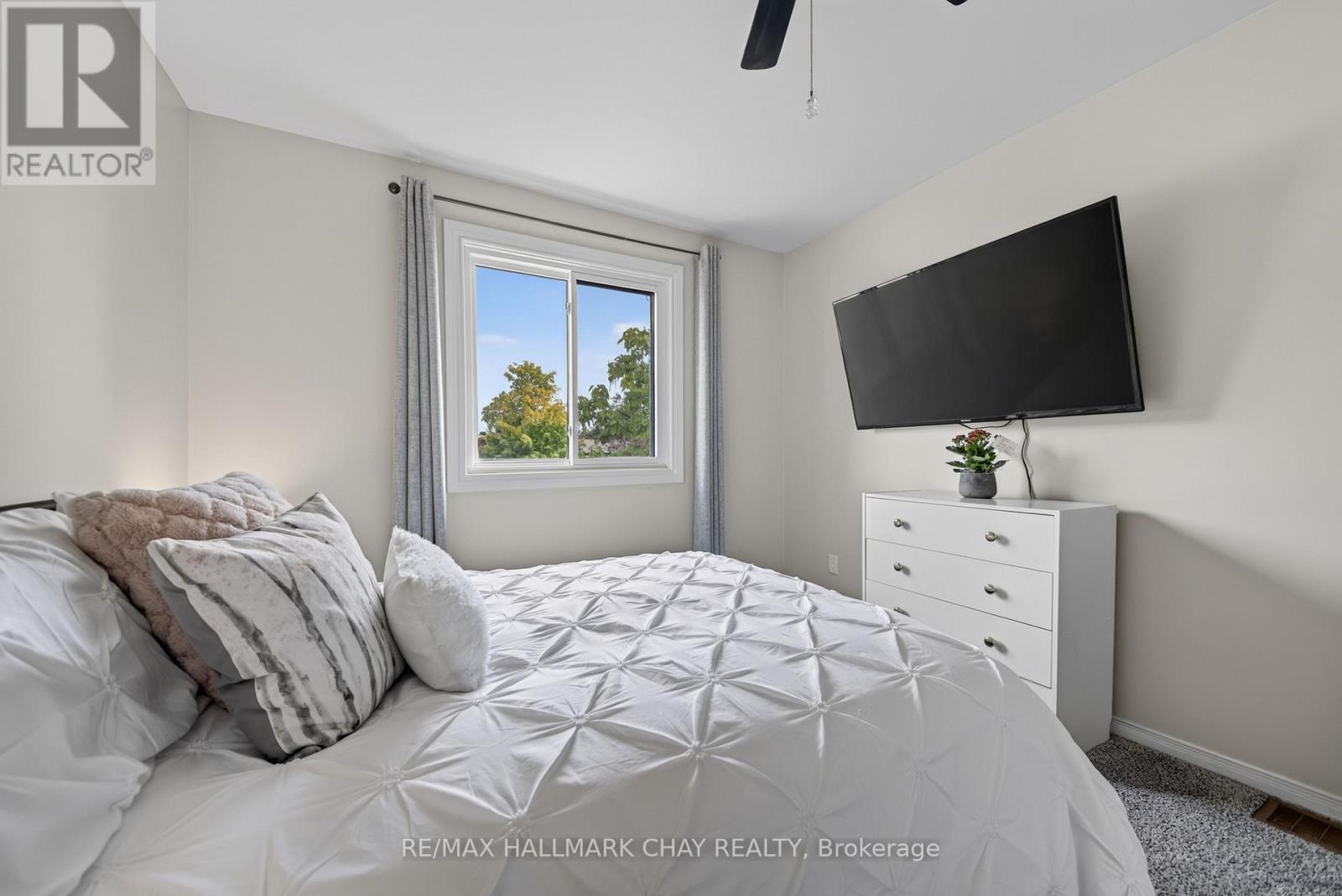 12 Mansonic Way, Essa, Ontario  L3W 0J7 - Photo 18 - N13816036
