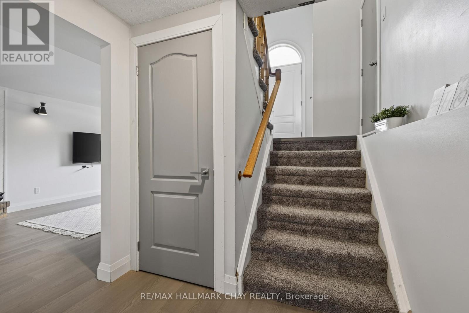 12 Mansonic Way, Essa, Ontario  L3W 0J7 - Photo 28 - N13816036