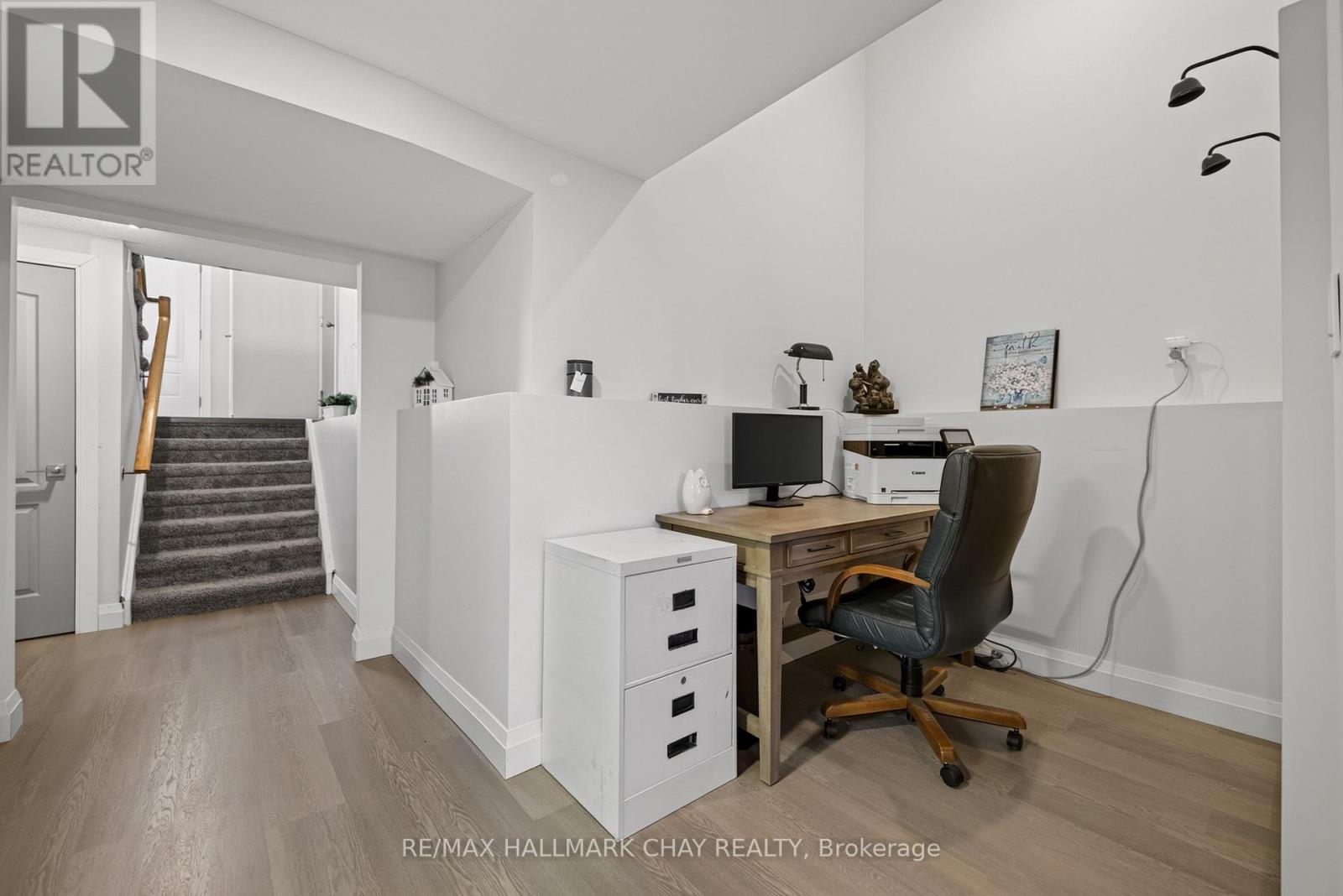 12 Mansonic Way, Essa, Ontario  L3W 0J7 - Photo 35 - N13816036