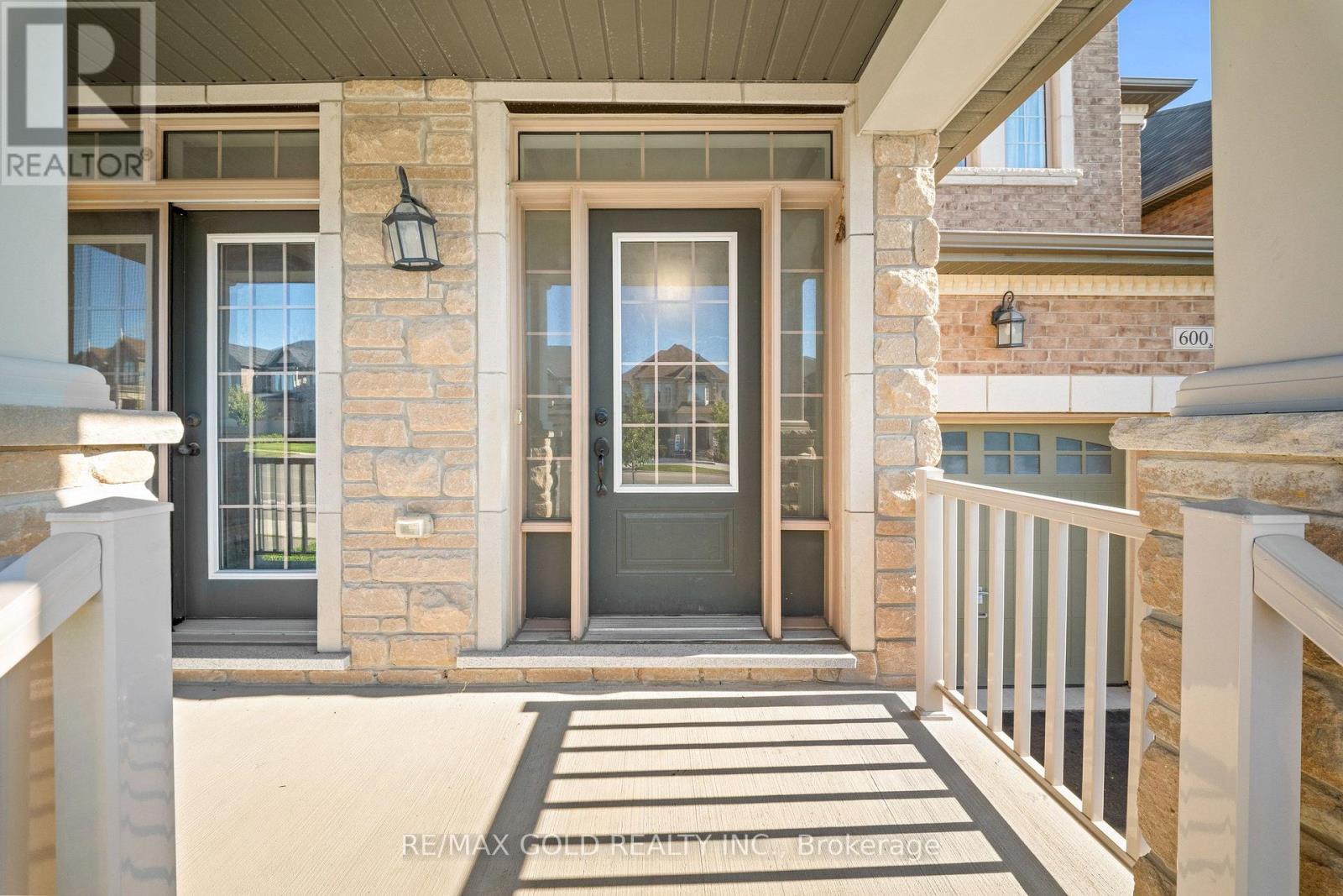 600 Mactier Drive, Vaughan (Kleinburg), Ontario  L4H 4T9 - Photo 5 - N13816094