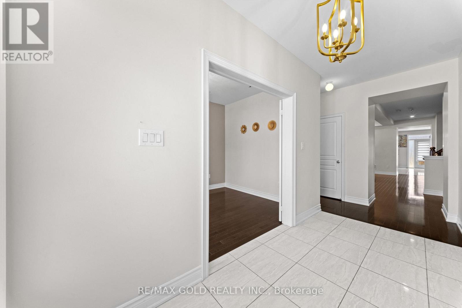600 Mactier Drive, Vaughan (Kleinburg), Ontario  L4H 4T9 - Photo 7 - N13816094