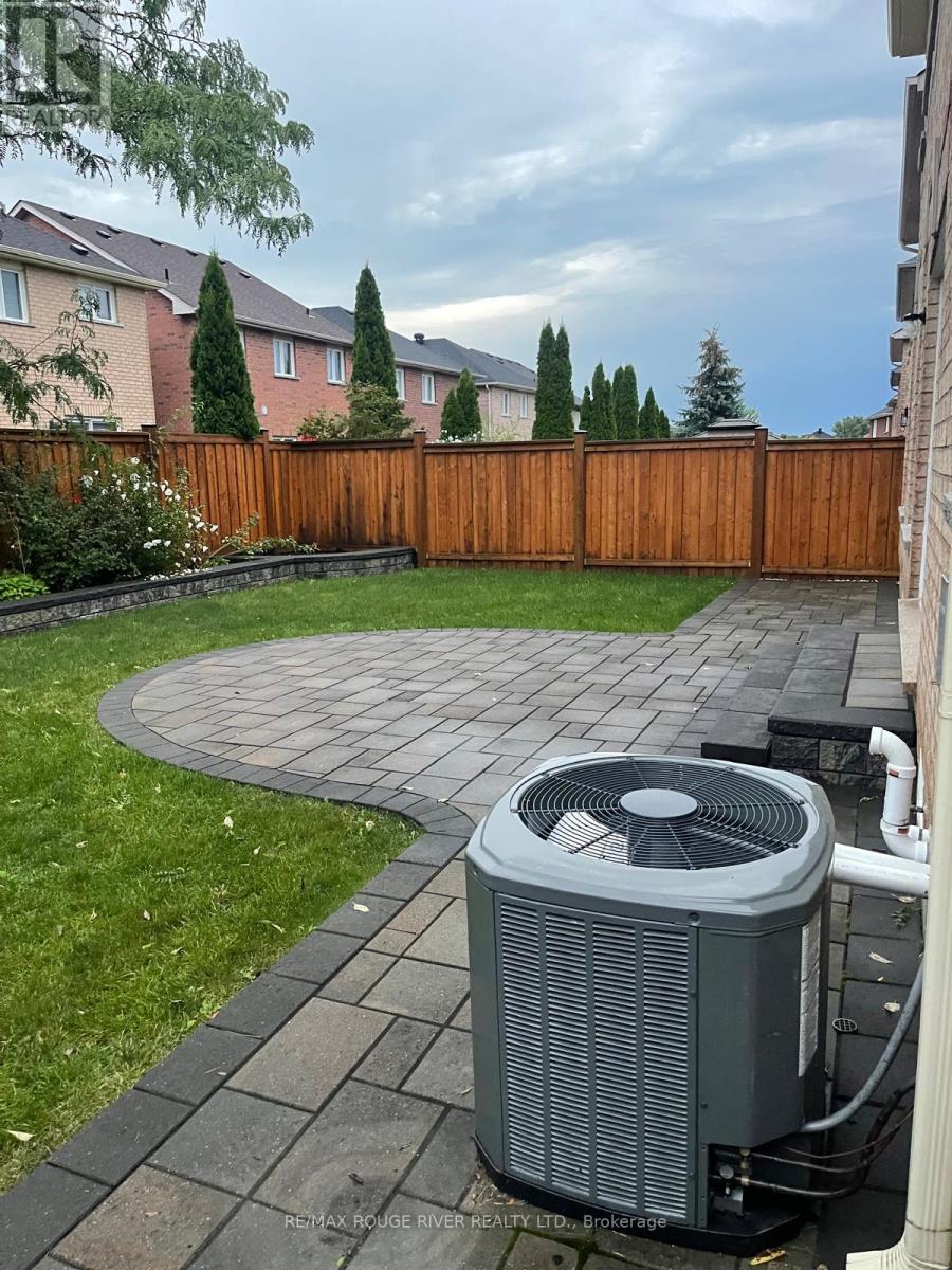 1796 Castlemore Avenue, Markham, Ontario  L6E 2E5 - Photo 18 - N13816110