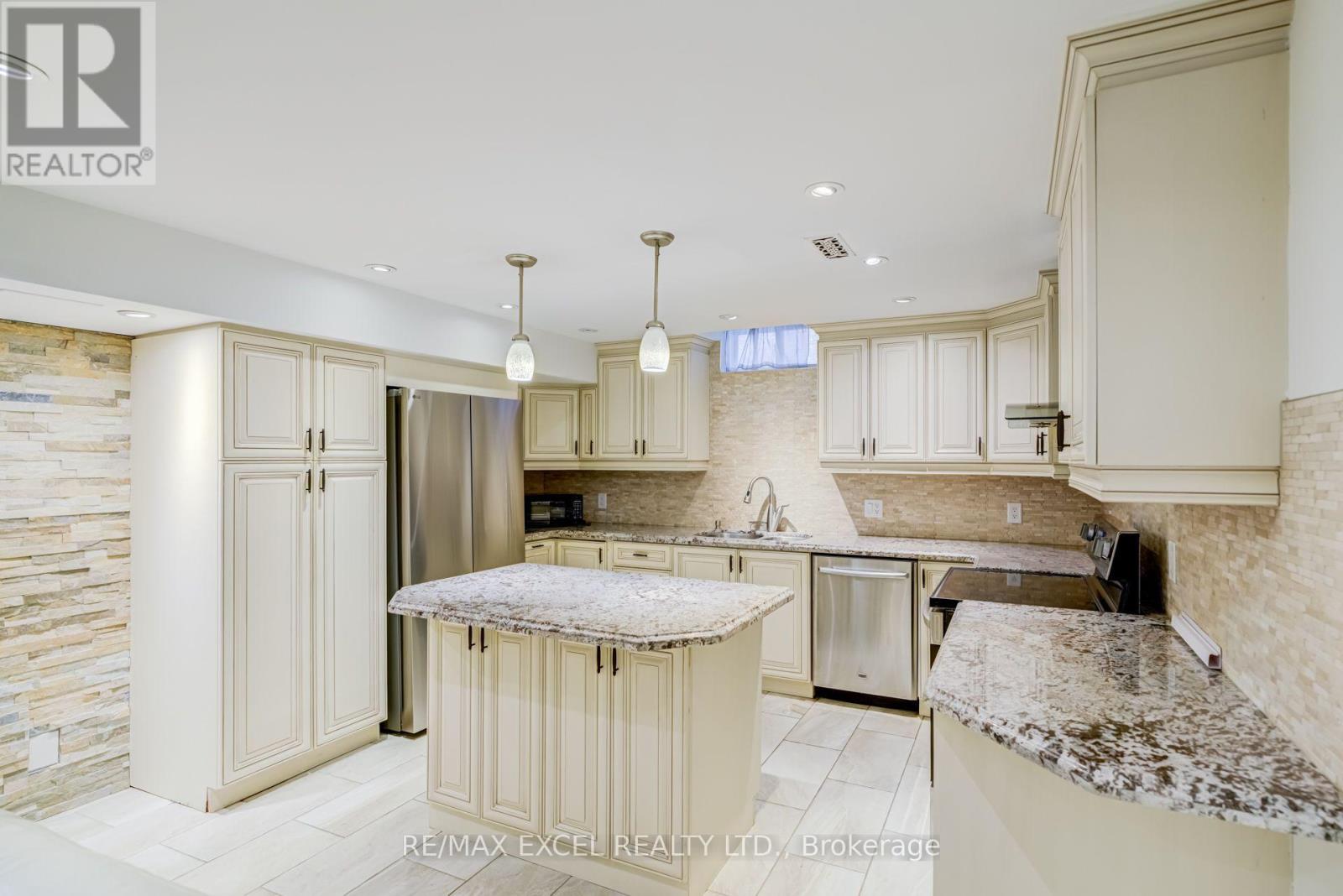 Bsmt - 79 Ampezzo Avenue, Vaughan (Vellore Village), Ontario  L4H 3K1 - Photo 11 - N13816114