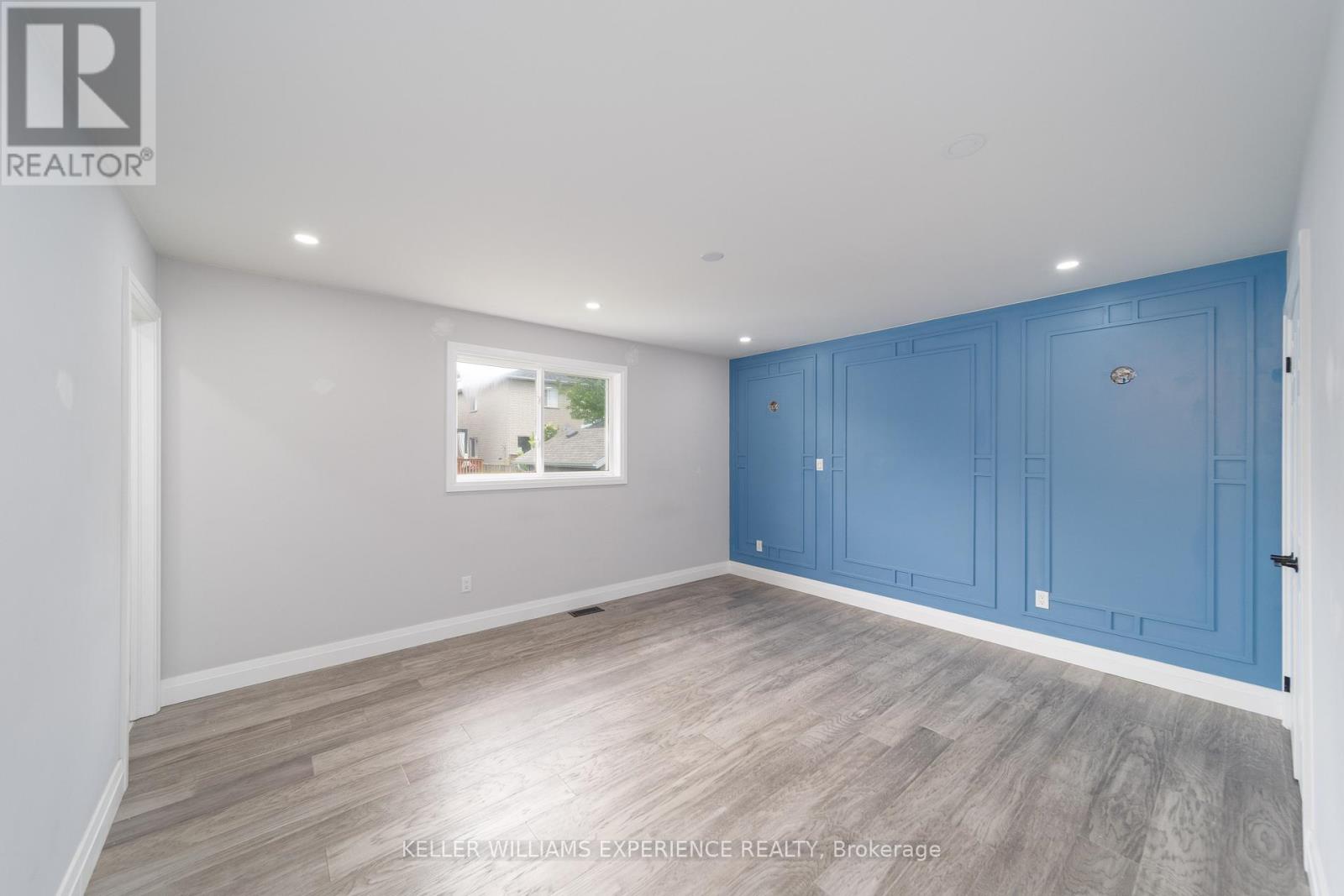 90 Sproule Drive, Barrie (Edgehill Drive), Ontario  L4N 0W6 - Photo 12 - S13815972