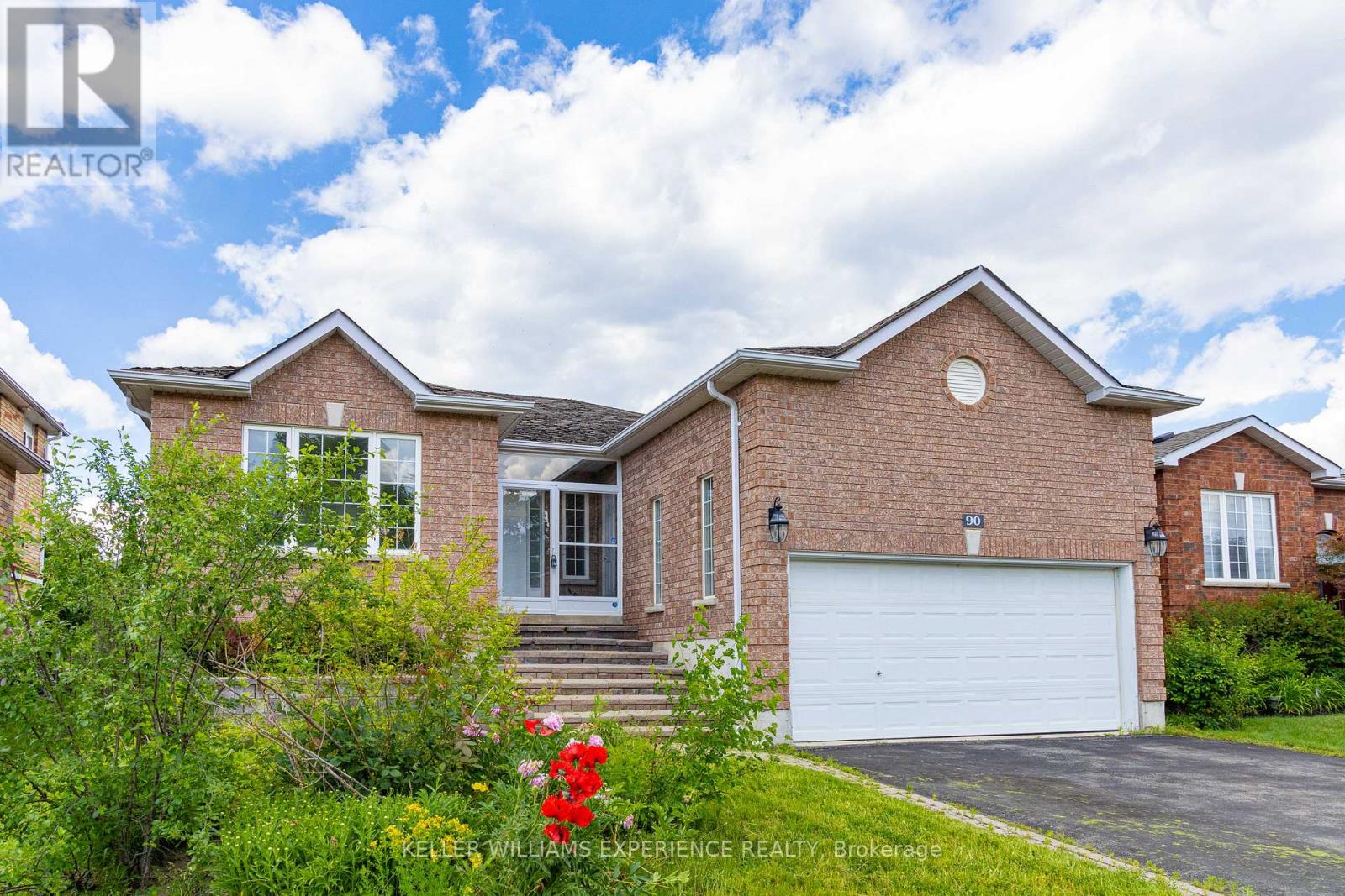 90 Sproule Drive, Barrie (Edgehill Drive), Ontario  L4N 0W6 - Photo 2 - S13815972