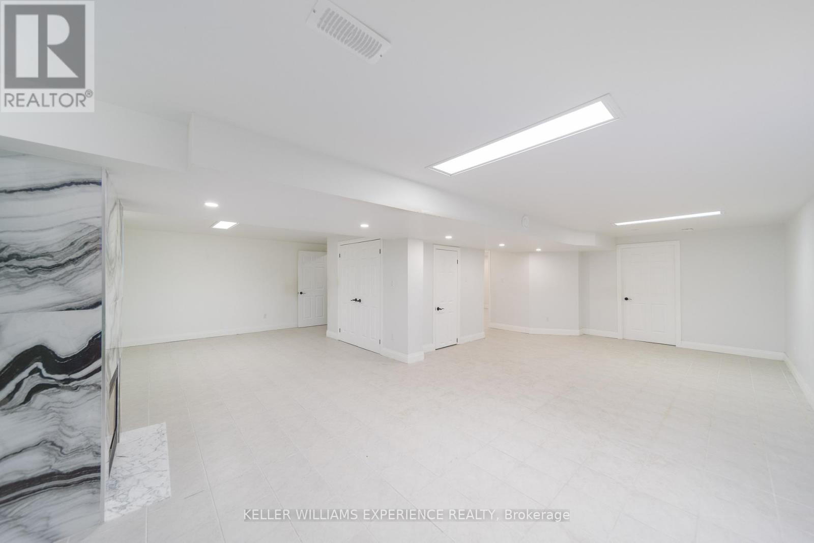 90 Sproule Drive, Barrie (Edgehill Drive), Ontario  L4N 0W6 - Photo 23 - S13815972