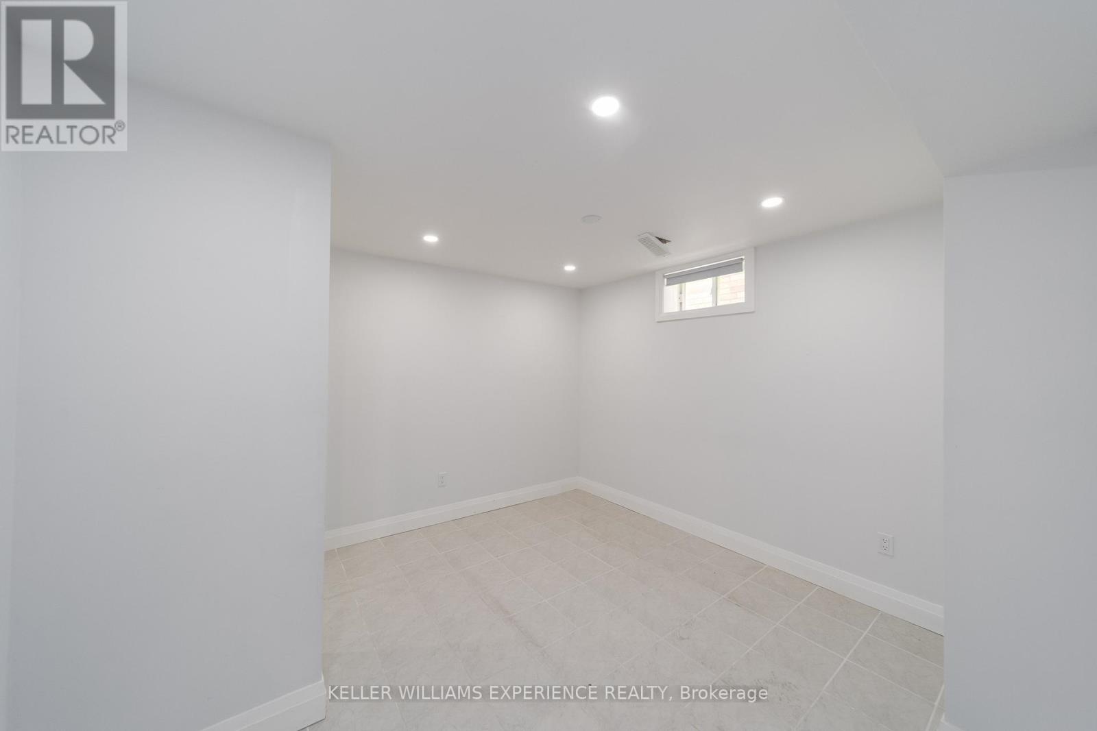 90 Sproule Drive, Barrie (Edgehill Drive), Ontario  L4N 0W6 - Photo 27 - S13815972