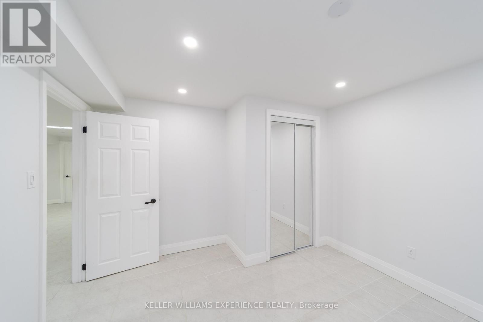 90 Sproule Drive, Barrie (Edgehill Drive), Ontario  L4N 0W6 - Photo 28 - S13815972