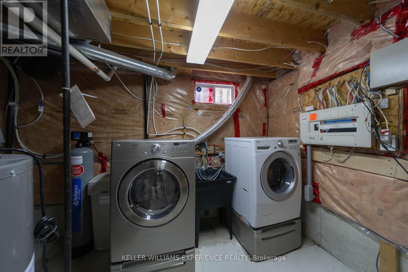90 Sproule Drive, Barrie (Edgehill Drive), Ontario  L4N 0W6 - Photo 34 - S13815972