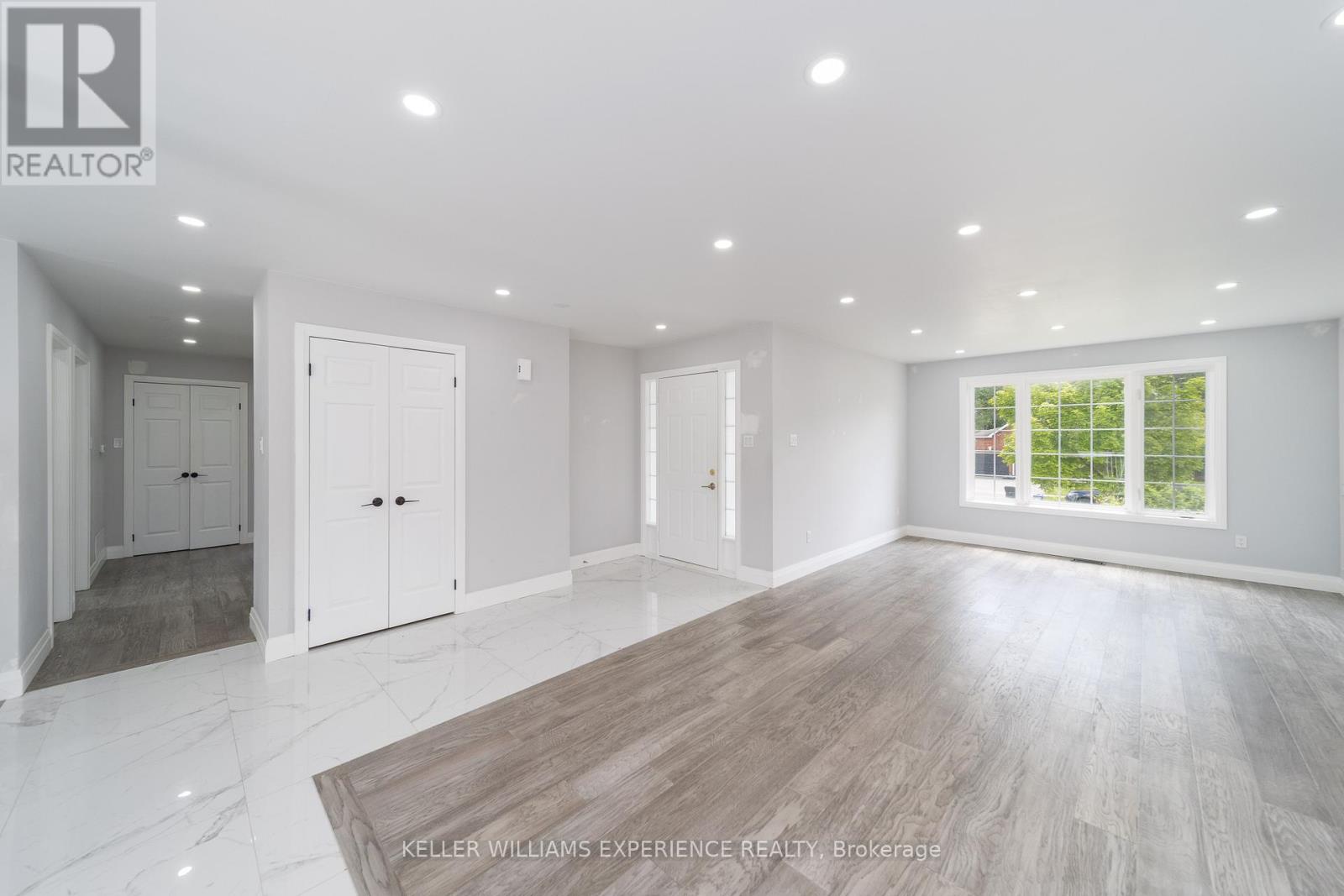 90 Sproule Drive, Barrie (Edgehill Drive), Ontario  L4N 0W6 - Photo 7 - S13815972