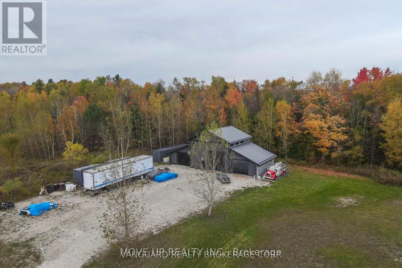 10 Greengage Road, Clearview, Ontario  L0M 1S0 - Photo 3 - S13816060