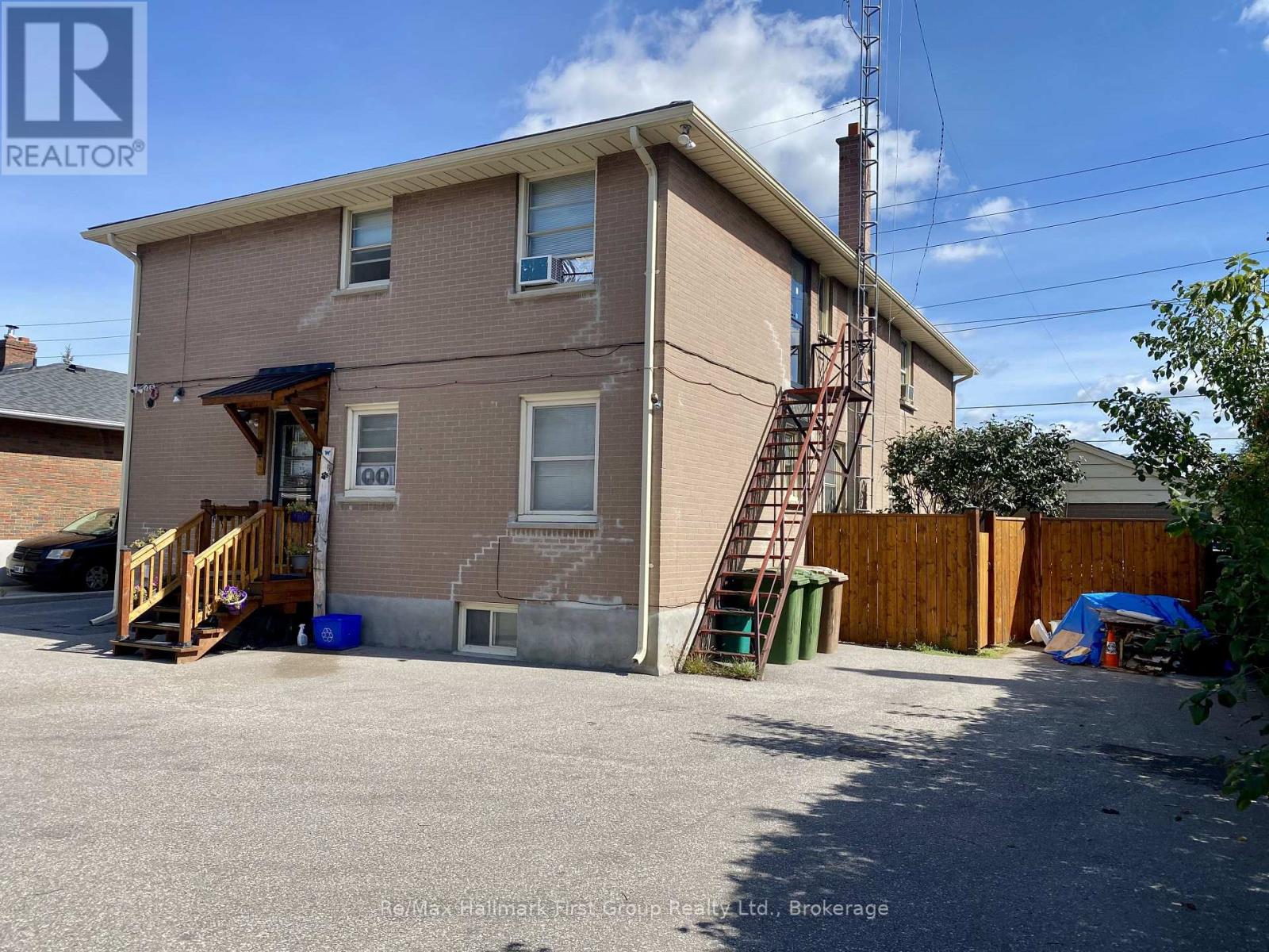 212 Stevenson Road, Oshawa, Ontario  L1J 5M2 - Photo 4 - E13816072