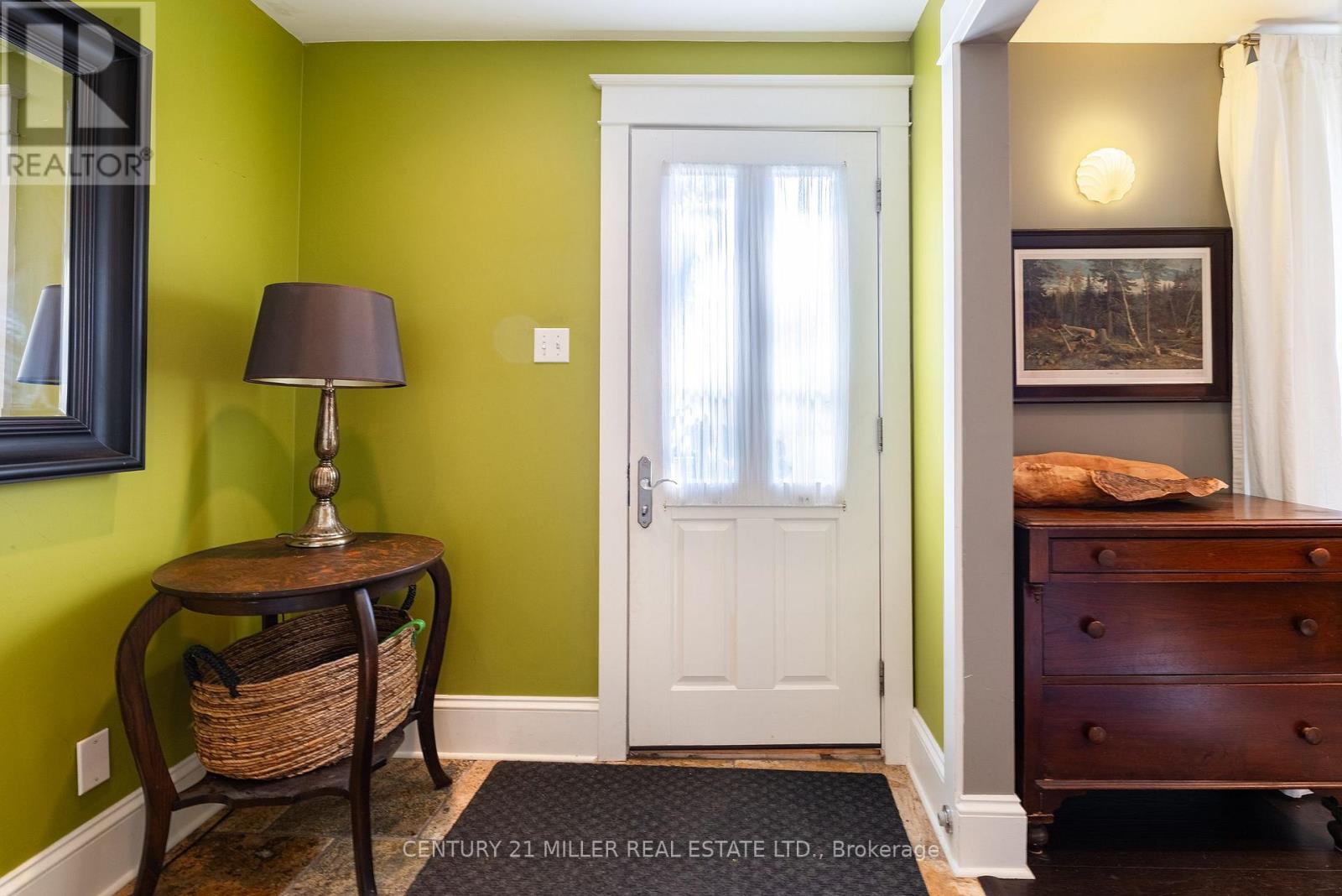 43 Burnet Street, Oakville, Ontario  L6K 1B6 - Photo 5 - W13815920