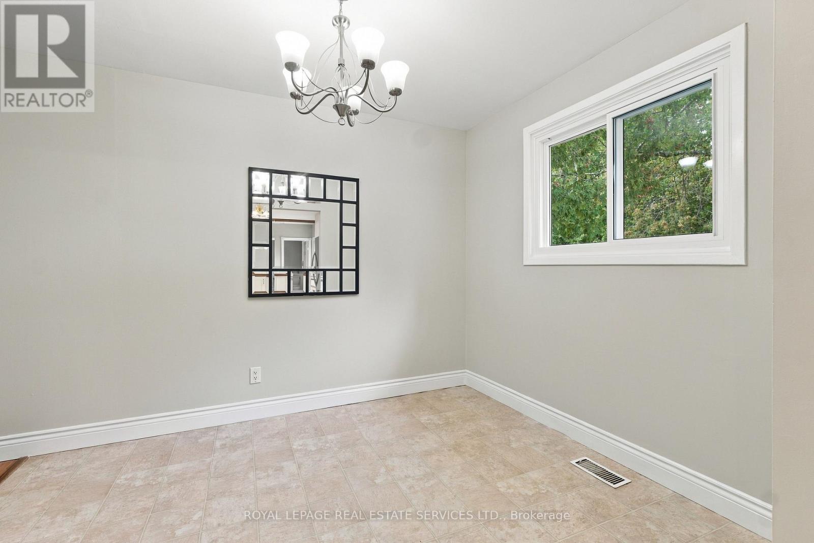 1191 15 Side Road, Milton, Ontario  L9T 2X7 - Photo 12 - W13815926
