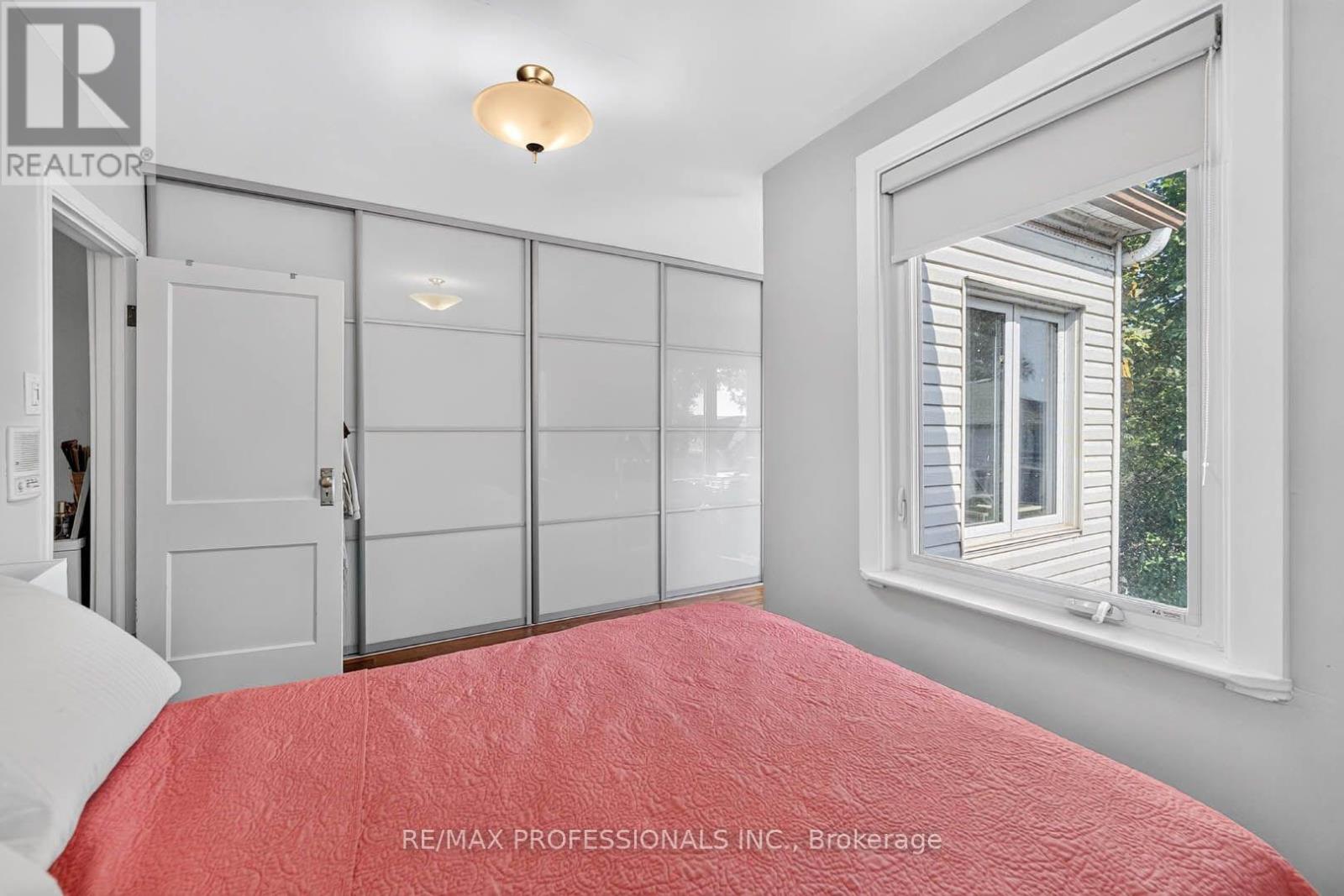 17 Fifth Street, Toronto, Ontario  M8V 2Z1 - Photo 19 - W13815968
