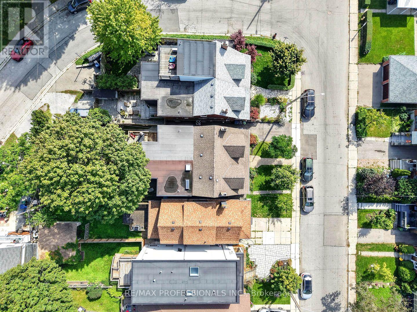 17 Fifth Street, Toronto, Ontario  M8V 2Z1 - Photo 37 - W13815968