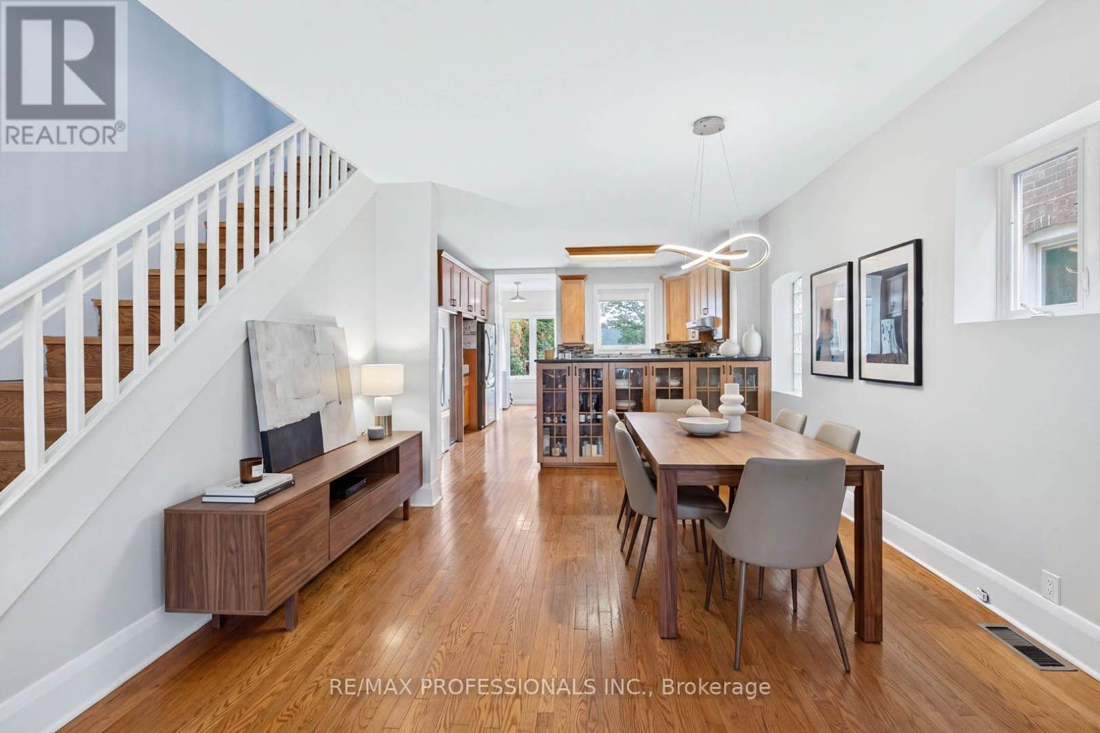17 Fifth Street, Toronto, Ontario  M8V 2Z1 - Photo 9 - W13815968