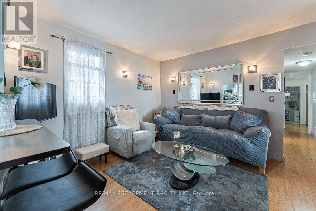 253 Eaglewood Boulevard, Mississauga, Ontario  L5G 1V9 - Photo 11 - W13815970